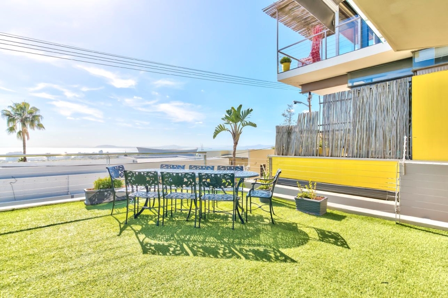 3 Bedroom Property for Sale in Green Point Western Cape